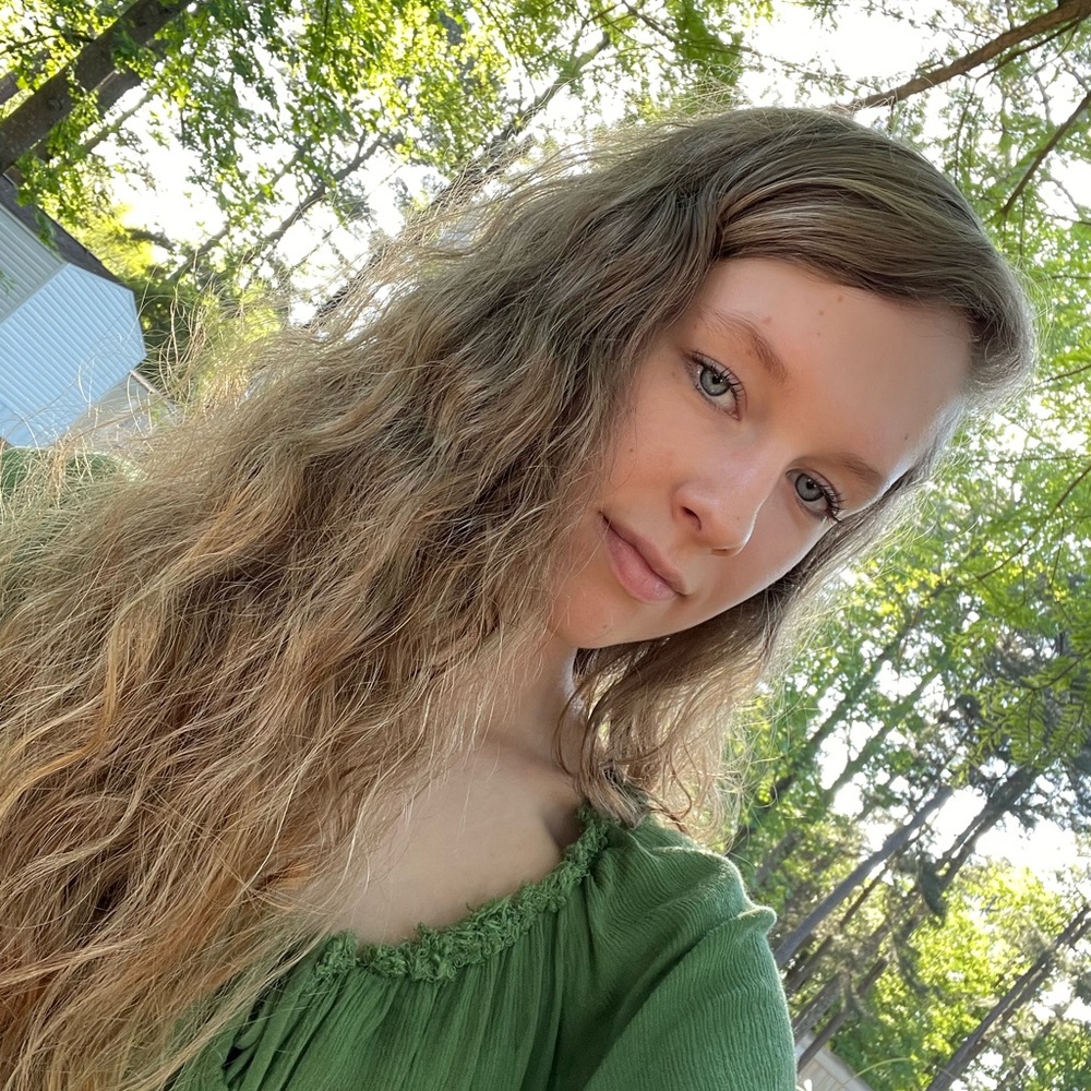 Meet your Posher, Natalia